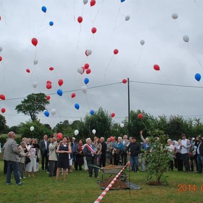 Hommage aux victimes civiles de juin 1944